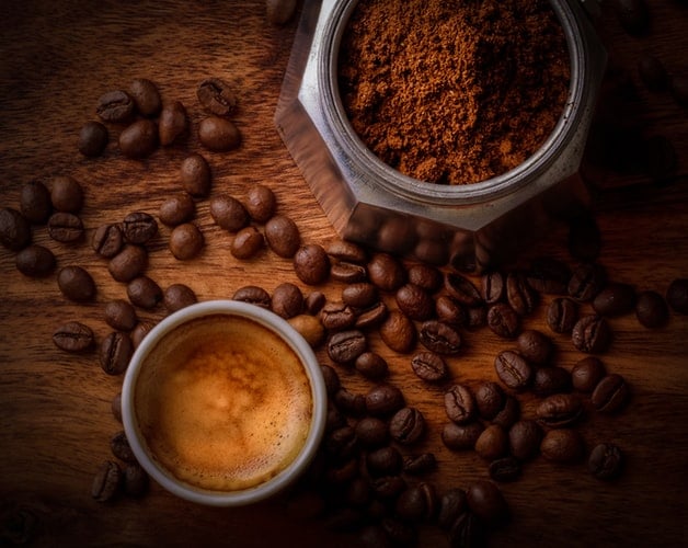 A little story about chewing a whole bean of coffee