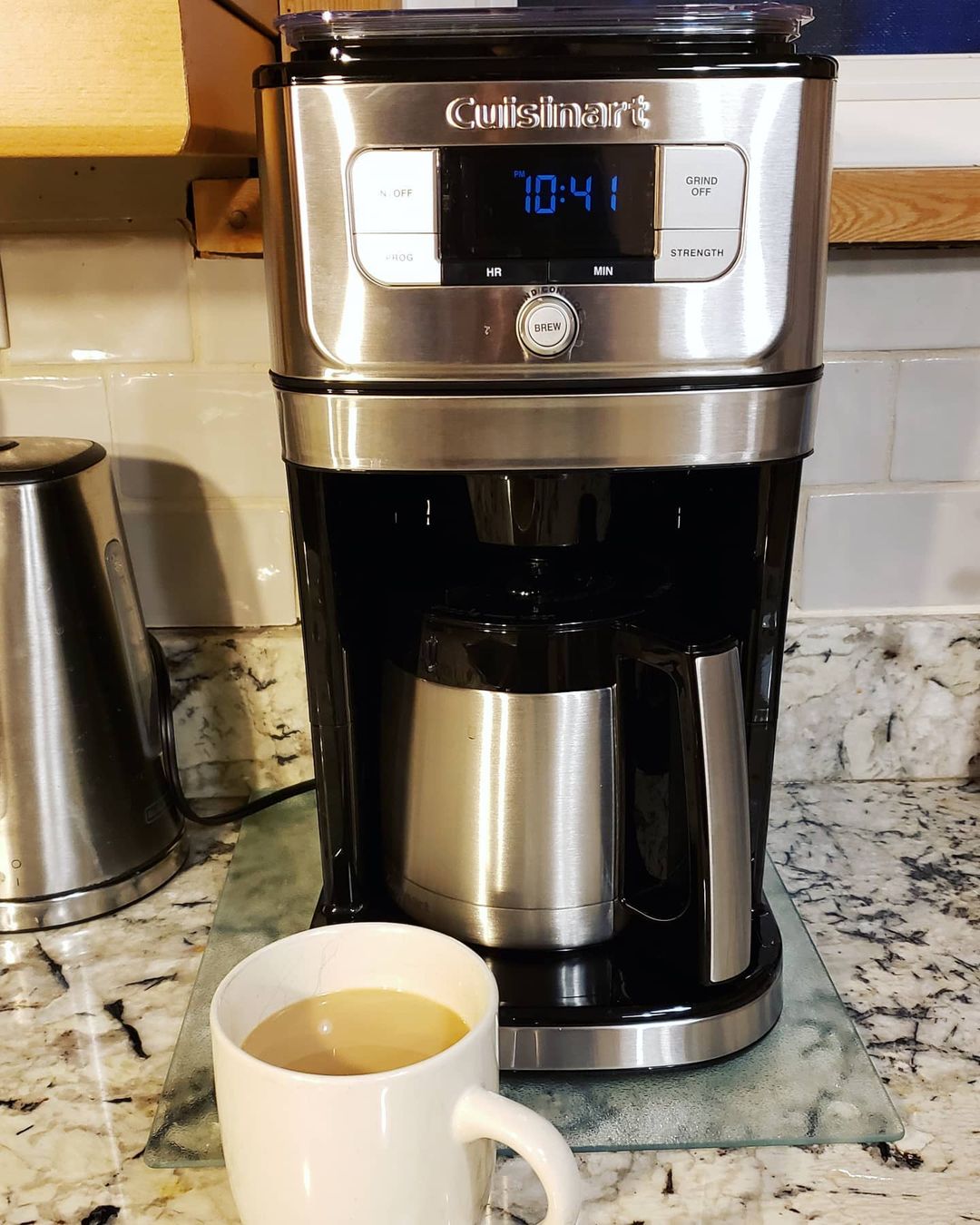 Coffee Maker with Grinder Coffee Maker with Grinder