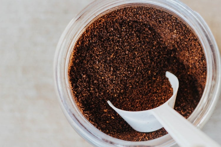 How to store ground coffee?